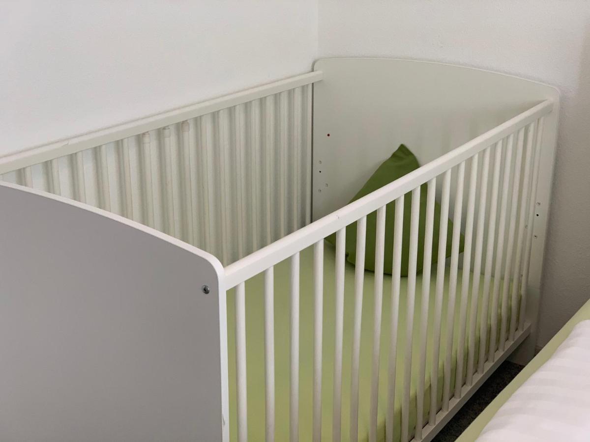 Firmen & Ferienwohnung Brecht 1 Waibstadt エクステリア 写真