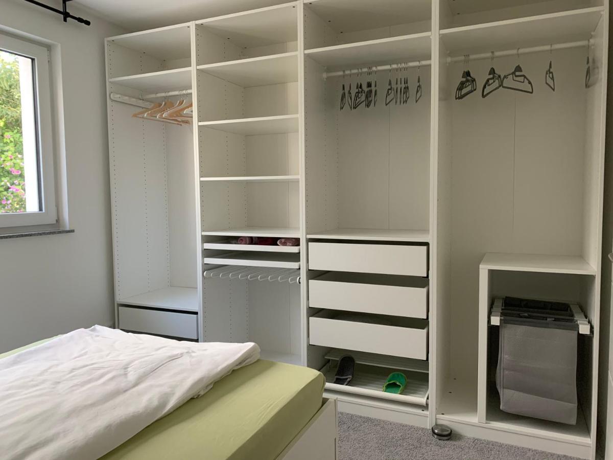 Firmen & Ferienwohnung Brecht 1 Waibstadt エクステリア 写真