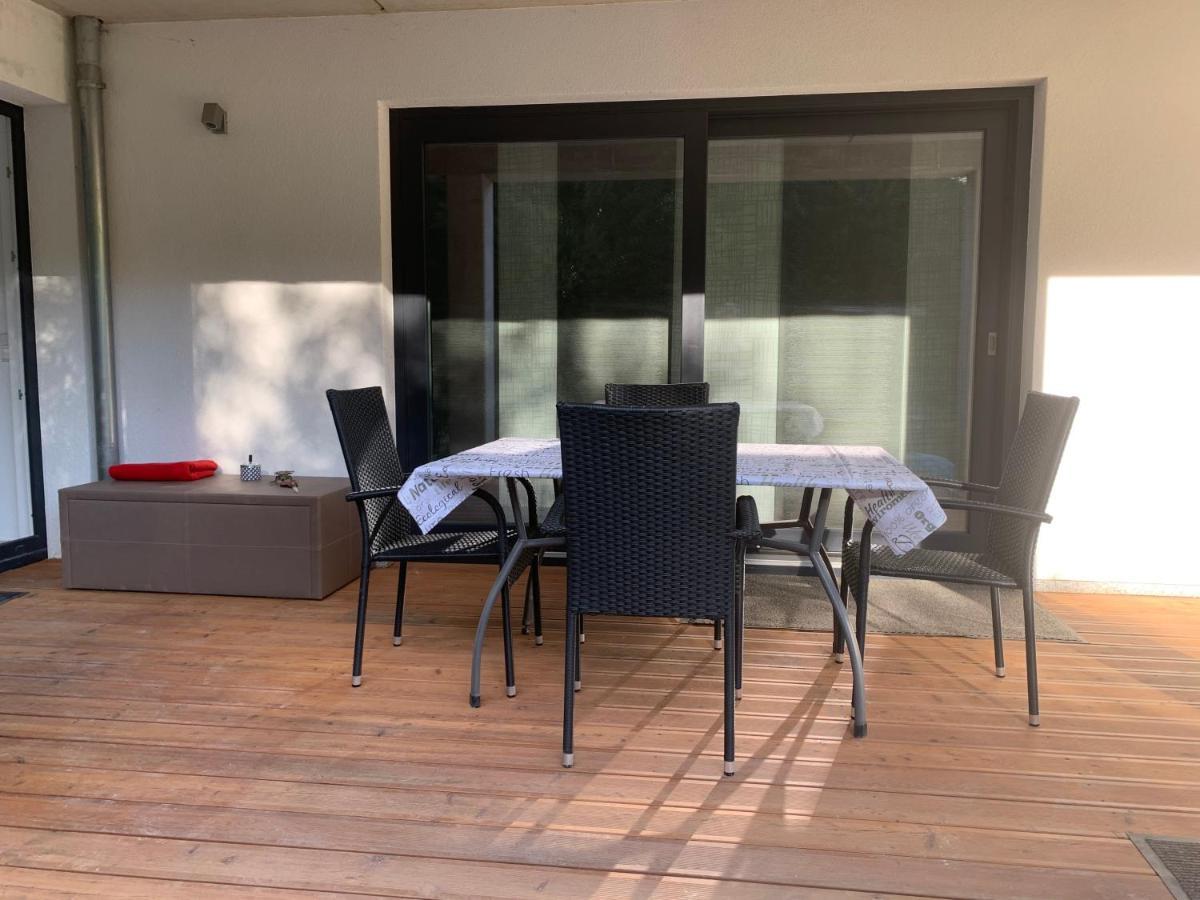 Firmen & Ferienwohnung Brecht 1 Waibstadt エクステリア 写真